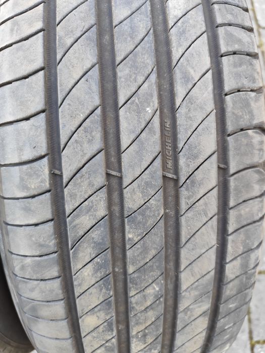 Pneus 205/55r19 Michelin E Primacy 75% piso