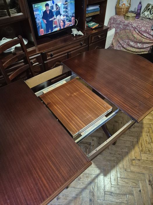 Mesa extensível madeira maciça com 4 cadeiras