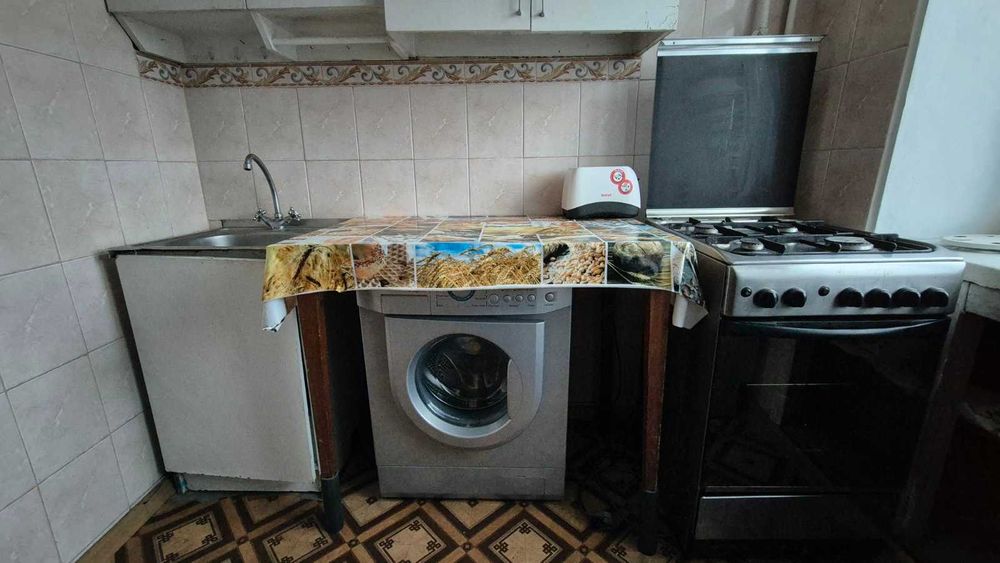 Борщагівка Однокімнатна Бульвар М Руденка ( Кольцова ) кут пр. Курбаса