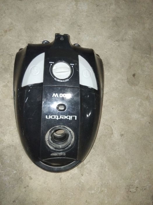 Продаю полесос Liberton 1400w