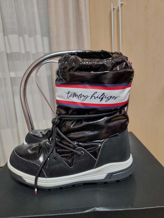 Детские дутые полусапожки.