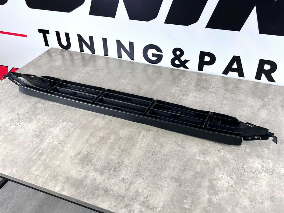 Решітка в бампер ( нижня ) - Volvo XC90 II - 31663497