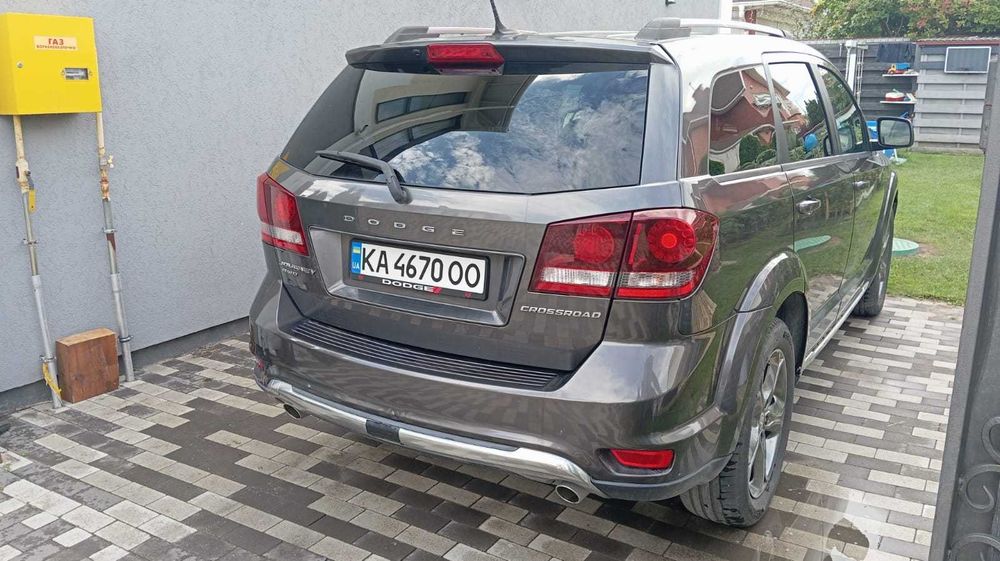 Продаю власний автомобіль Dodge Journey  у топовій комплектації Crossroad