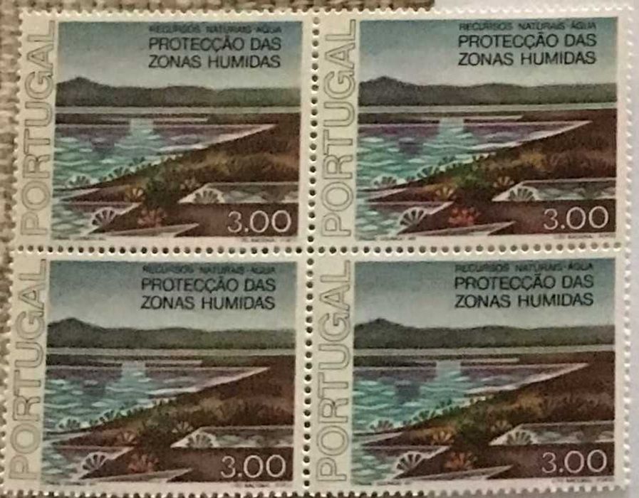 Quadra de selos novos de 3$00 - Recursos Naturais - Água - 1976