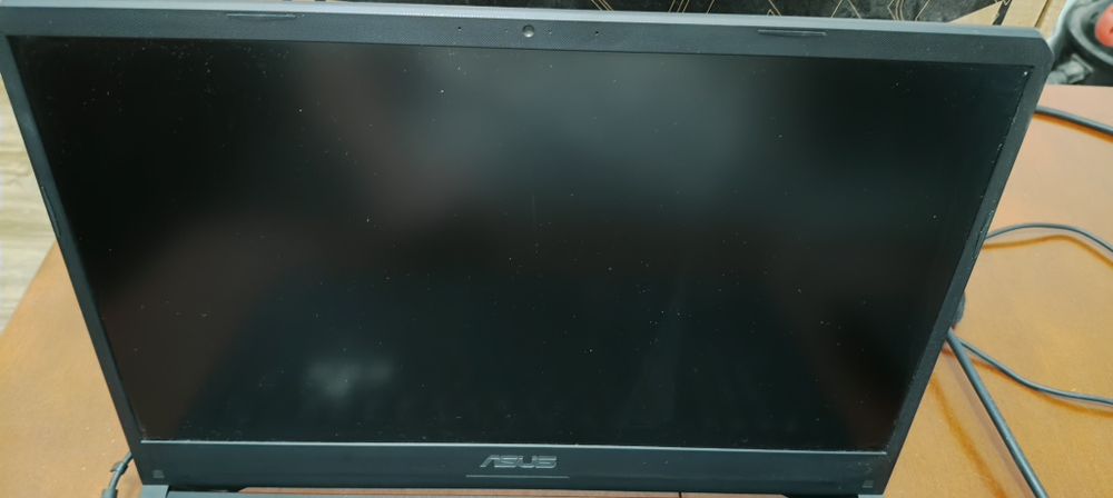 Używany LAPTOP Asus TUF FX705DT Ryzen 5 3550H 32GB 512GB SSD Win11