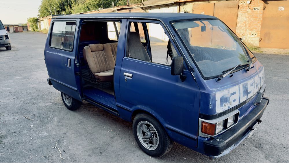 Nissan Vanette c122