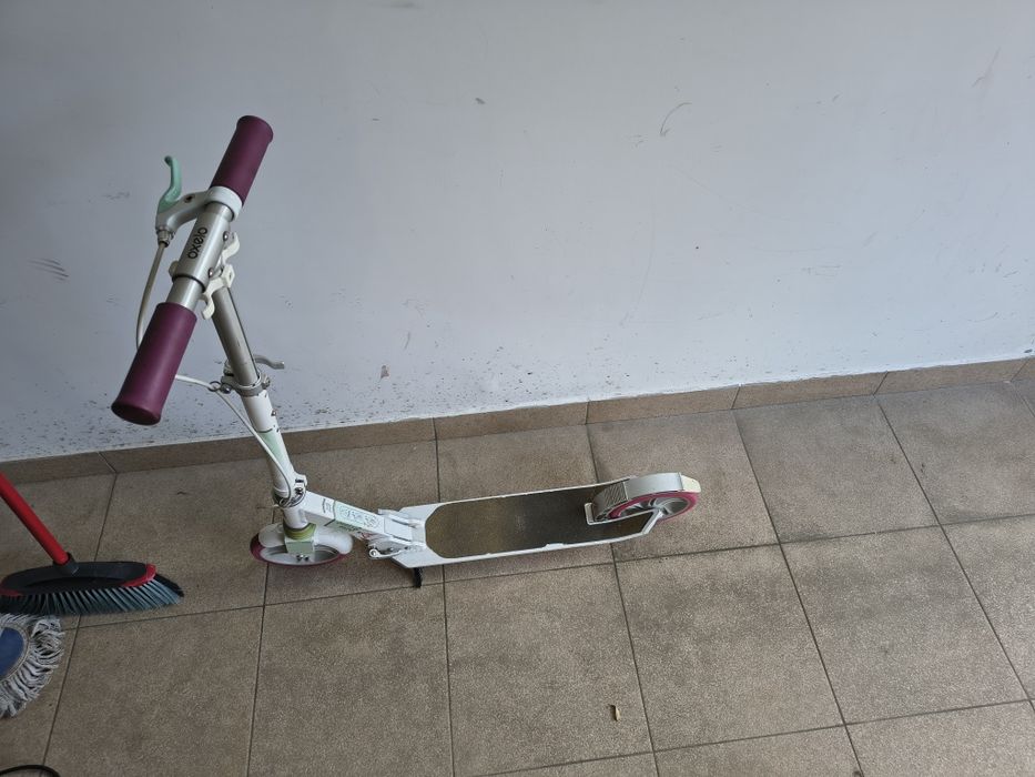 Sprzedam hulajnogę od 115 do 135 cm