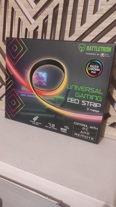 Uniwersalny pasek LED dla graczy Battletron