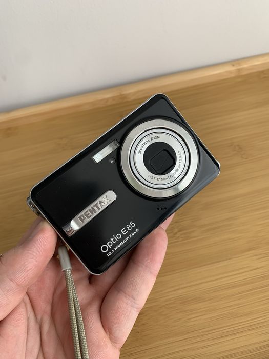 pentax optio e80 - купити фототехніку, відеотехніку - Ціна на OLX.ua