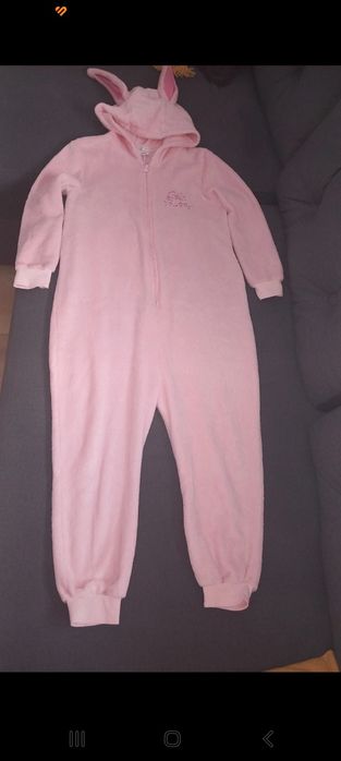 Piżama dziewczęcą