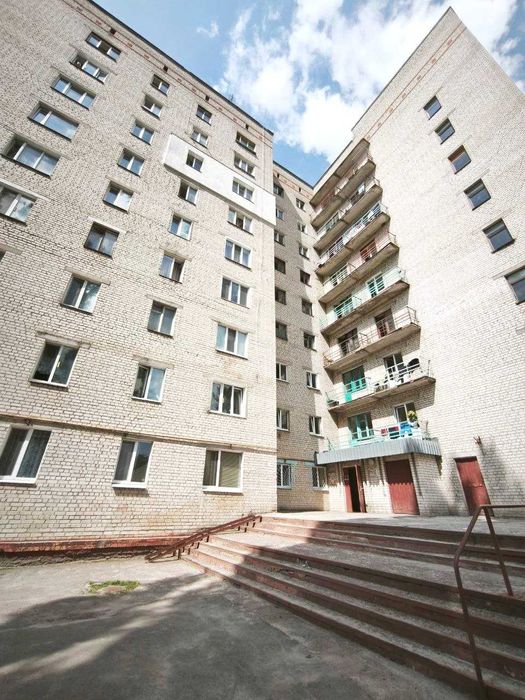 Продаж кімнати в гуртожитку з ремонтом на вул. Мазепи