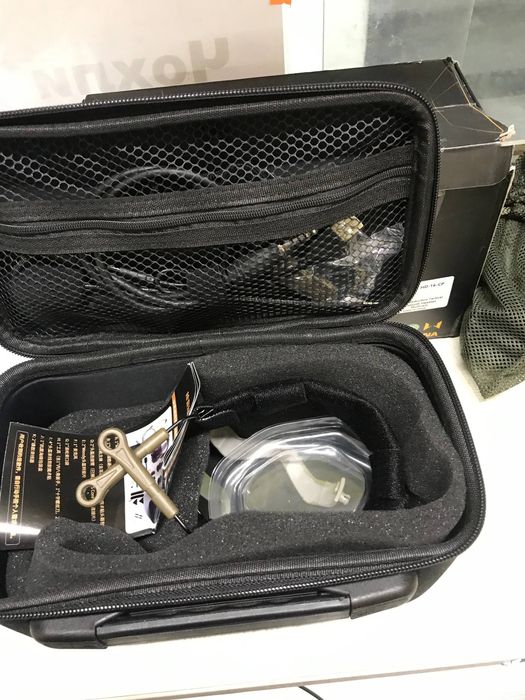 Каска,шолом війсковий Германия с  навушниками