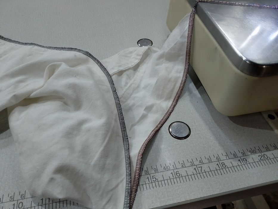 Оверлок професійний 4-x ниточний