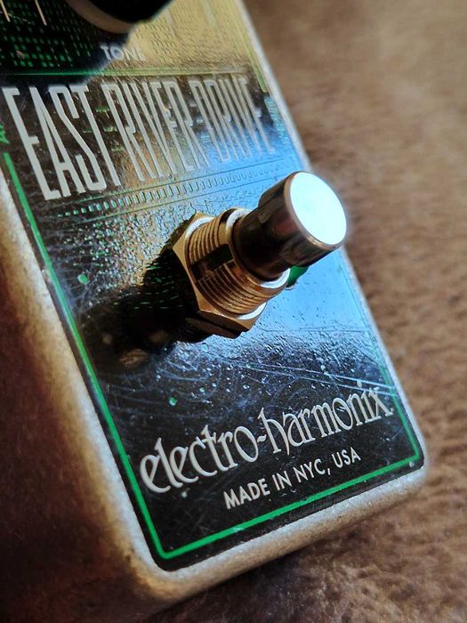 Electro-Harmonix East River Drive
