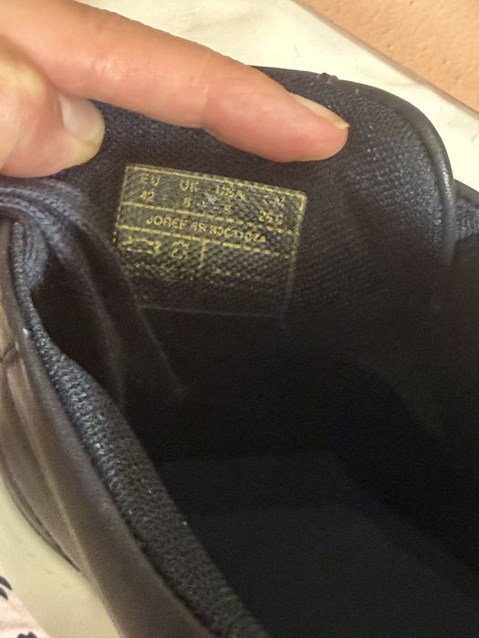Продам нові кросівки Gant