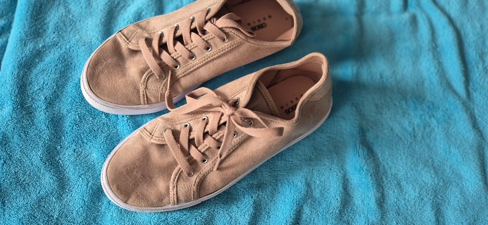 Damskie trampki asos 40 pudrowy roz