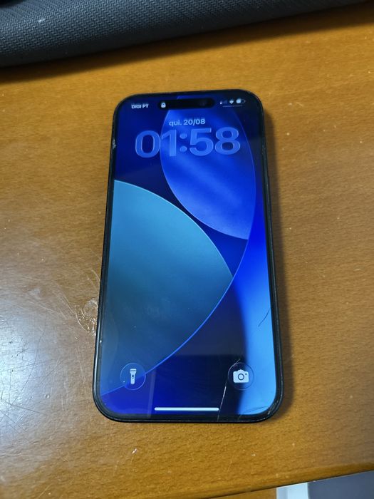 Iphone 16 em otimo estado