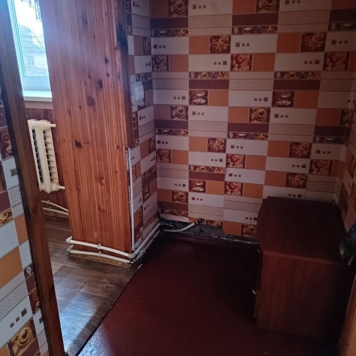 Продаж кімнати в гуртожитку в найкращому районі міста