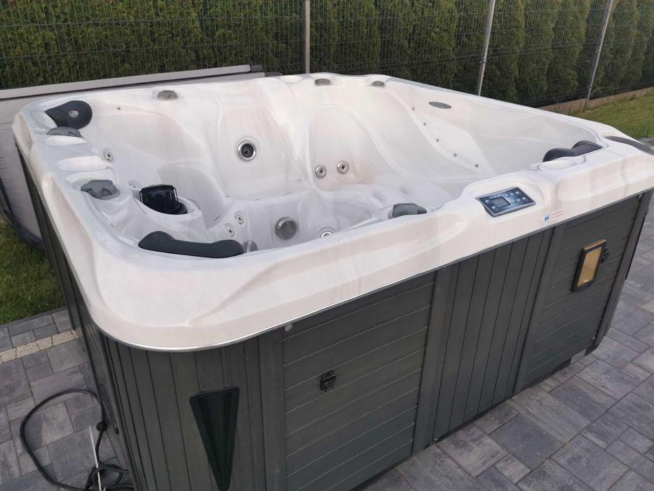 Jacuzzi Balia wanna Spa elektryczne używane Serwis Gwarancja Dowóz