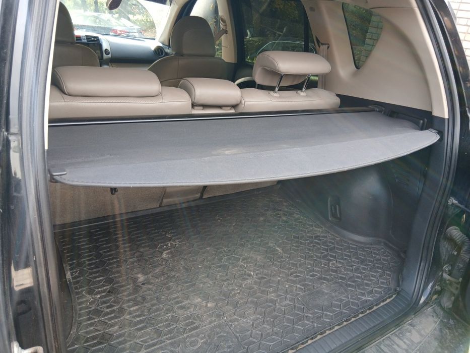 Шторка задня тойота рав 4