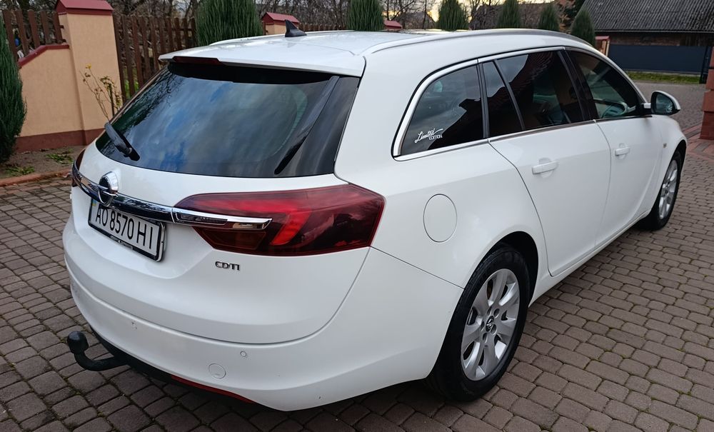 Opel Insignia 2.0 CDTI Sports Tourer, 163 к.с., 120 kW.