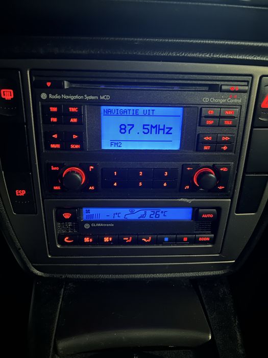 Radio 2 din orginalne passat b5 fl 2003