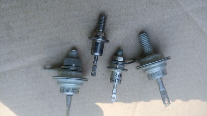 Радиодеталь диод тиростор Д производство СССР