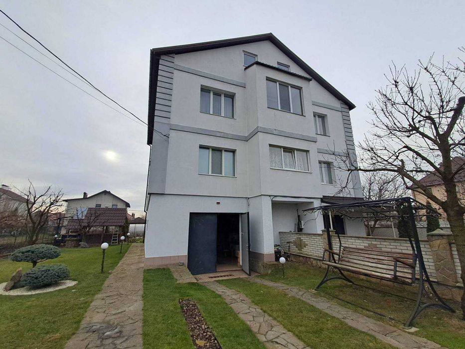 Продається частина будинку на Вінницьких Хуторах