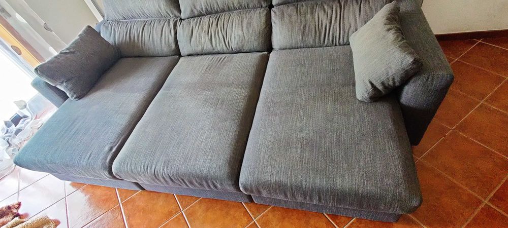 Sofá 3 lugares em tecido