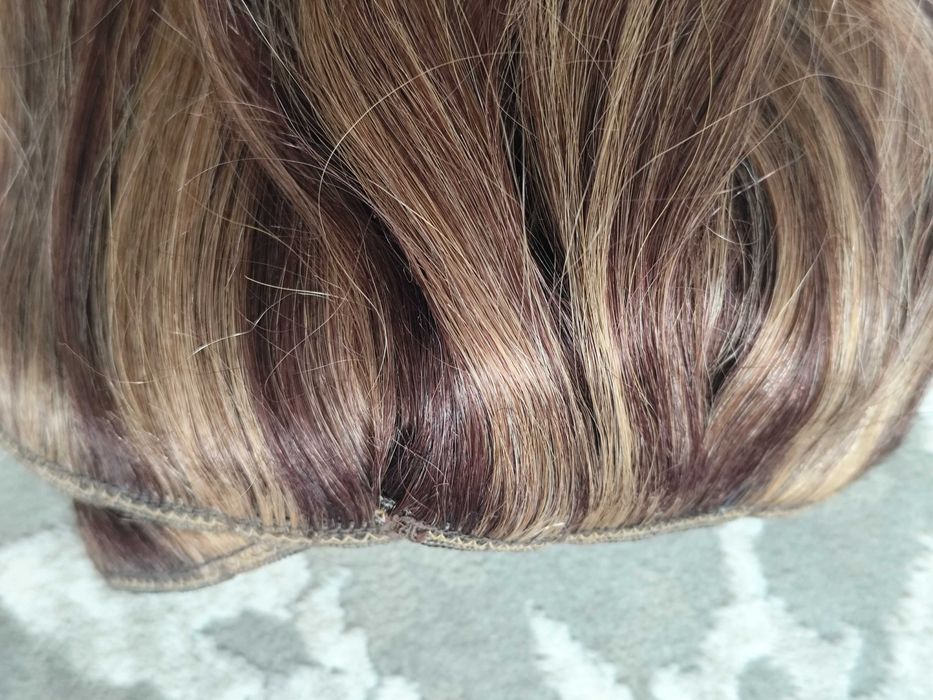Naturalne włosy doczepiane brąz z blondem 45 cm 180 g 5 taśm