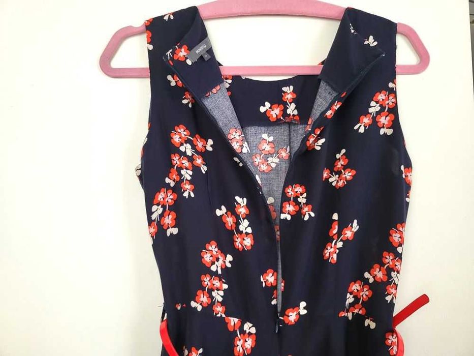 MONTEGO granatowa sukienka w kwiaty + czerwony pasek jak nowa 34/36