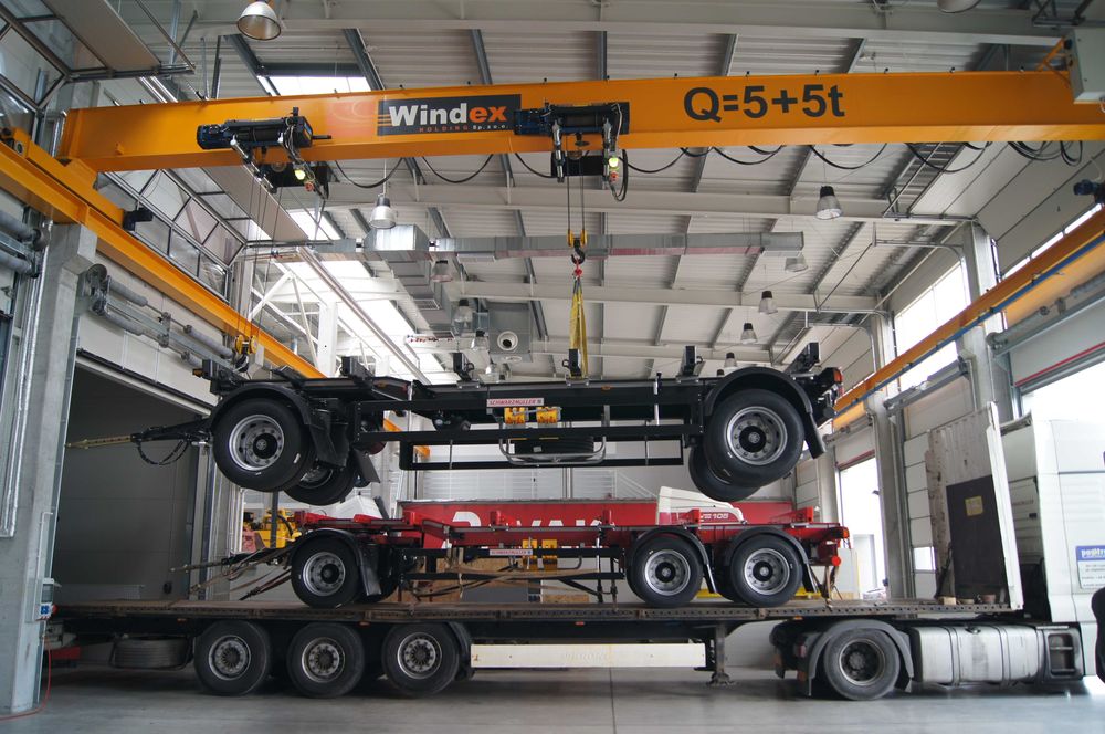 Schwarzmuller naprawa naczep i przyczep pełny zakres powypadkowe