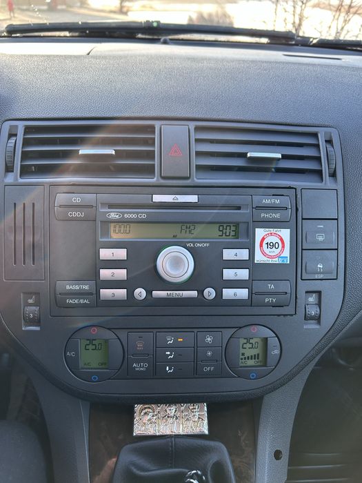 Ford C-MAX 2.0 бензин