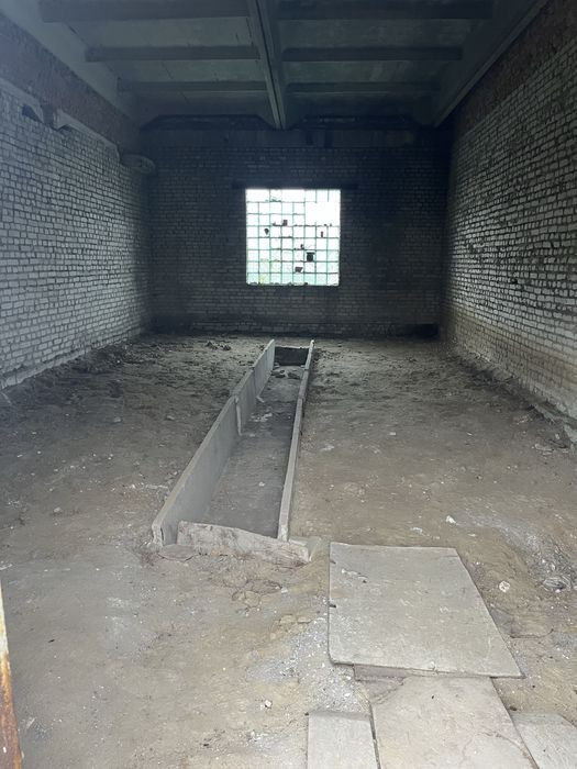 Продається складське приміщення