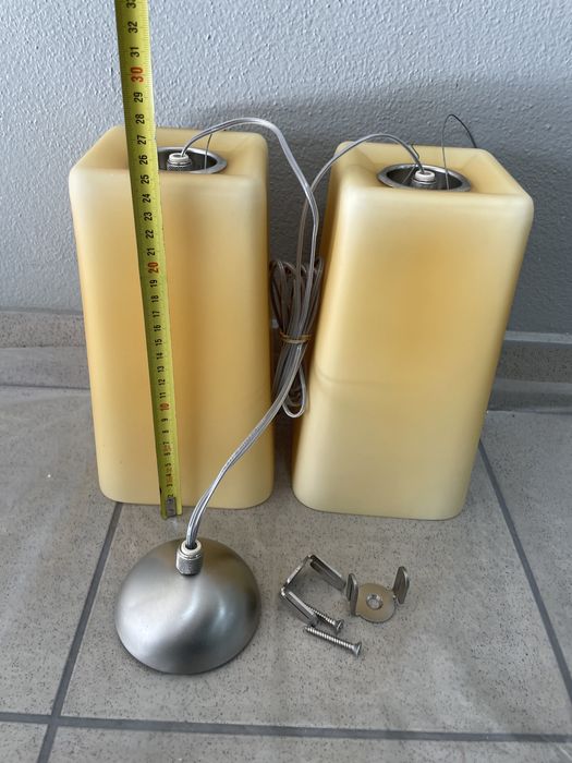 Candeeiro supenso de teto E27 com 2 campanulas em vidro fosco e inox