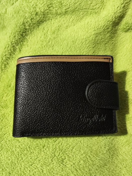Carteira preta de homem