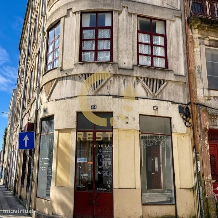 Loja para Arrendamento – Rua de Santo Ildefonso, Porto