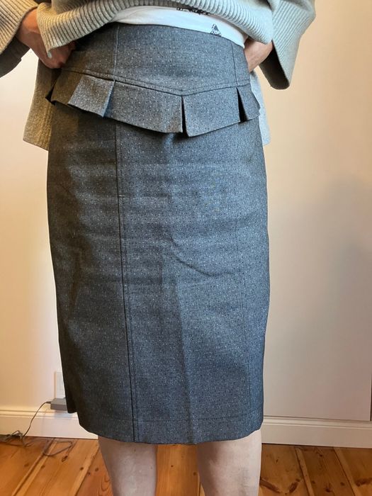 Spódnica  ołówkowa szara Quiosque