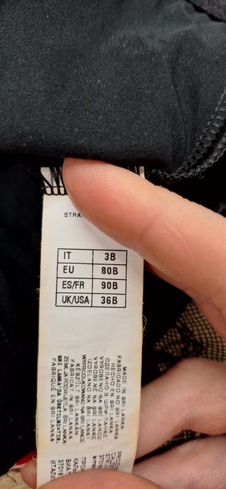 Intimissimi body wykończone koronką