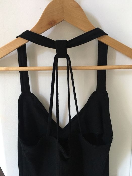 Czarna sukienka na ramiączkach MUST HAVE na lato