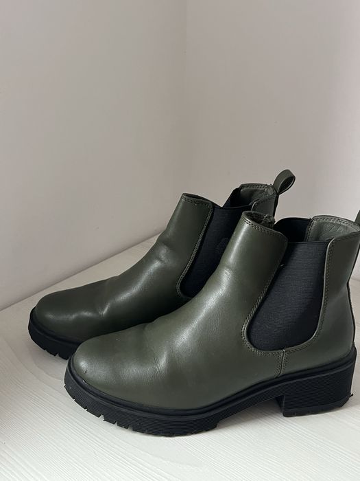 Жіночі ботінки демі з утепленням