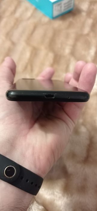 Продам Honor 7a в хорошому стані.
