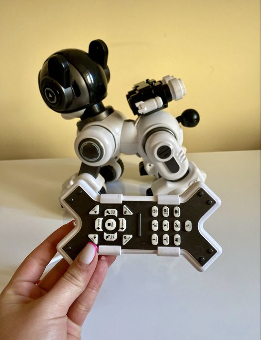 Іграшка собака робот