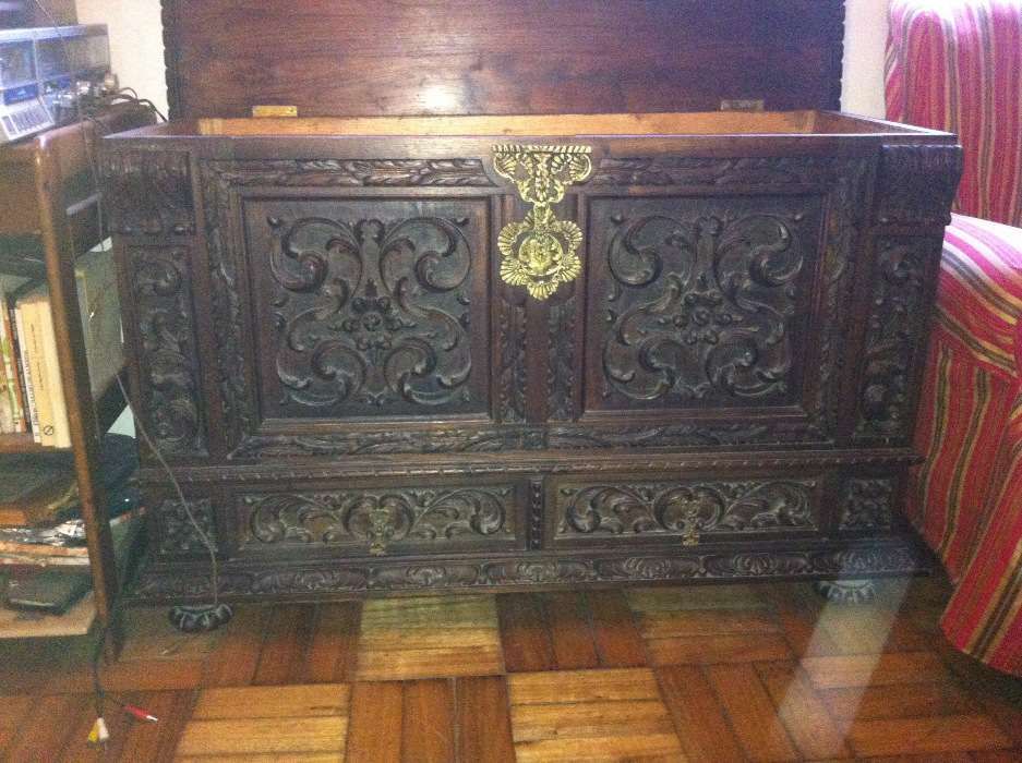 Solid Brown Arca with Two Drawers64286167121153121