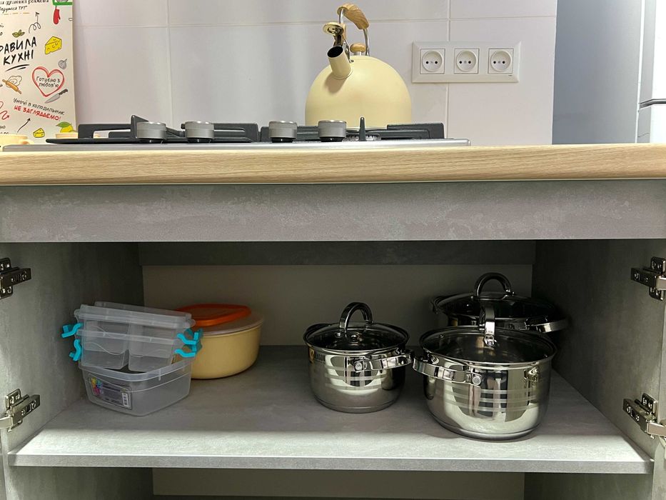 Місце у хостелі, Шевченківський р-н/Є опалення, комфортна температура.