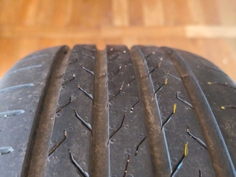 Opony Klasa Premium Continental EcoContact 6Q 215/60 R18 98H