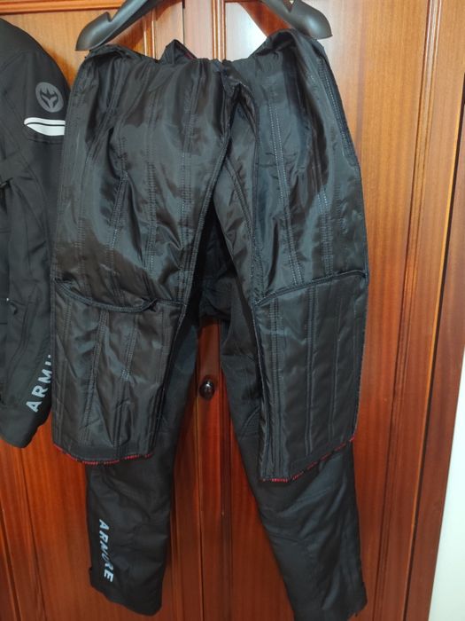 Casaco e calças Armure impermeáveis