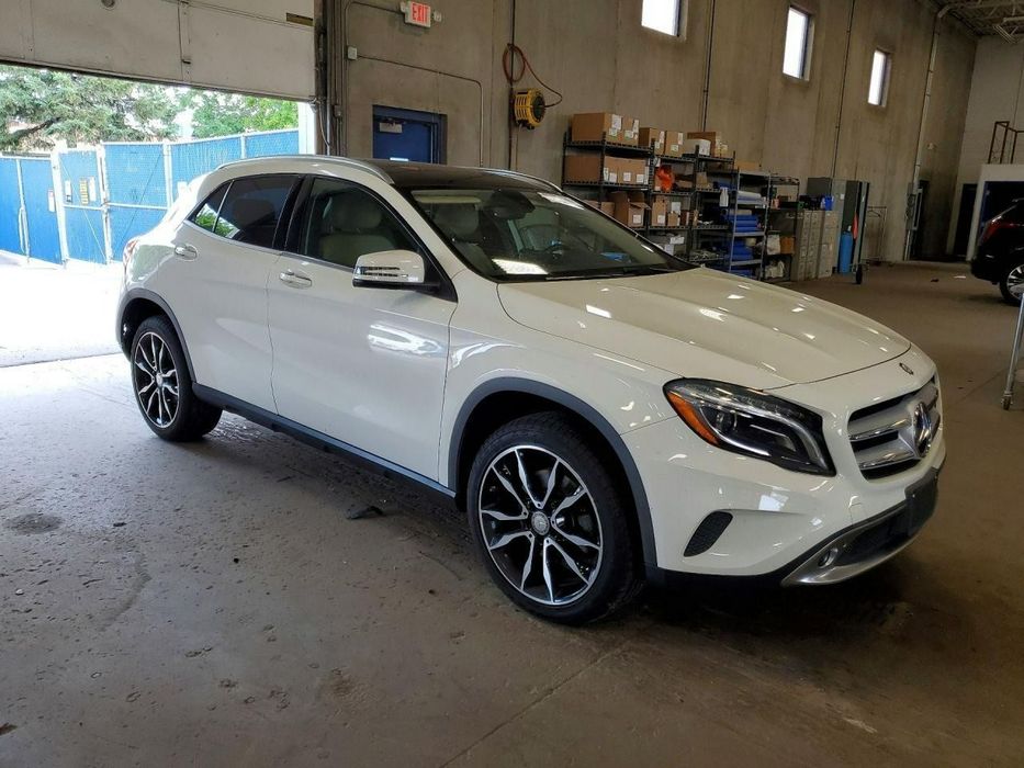 Mercedes-Benz GLA