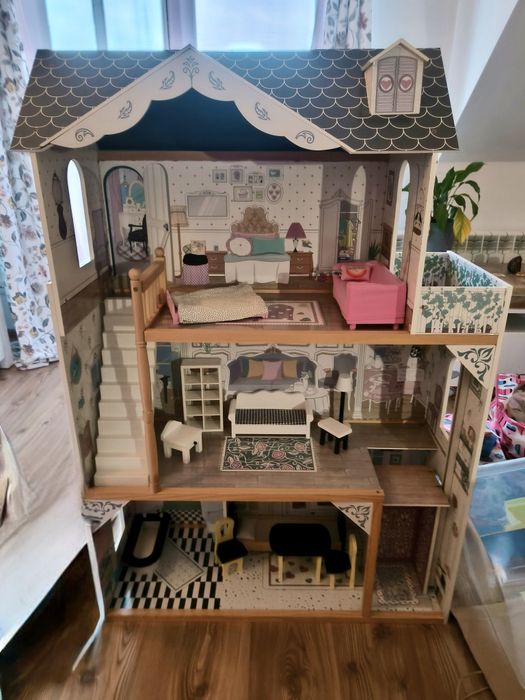 Domek dla Lalek z meblami