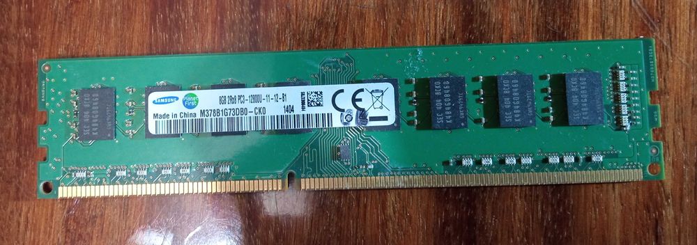 Оперативная память Samsung 8GB/DDR3/1600Mhz/Intel-AMD